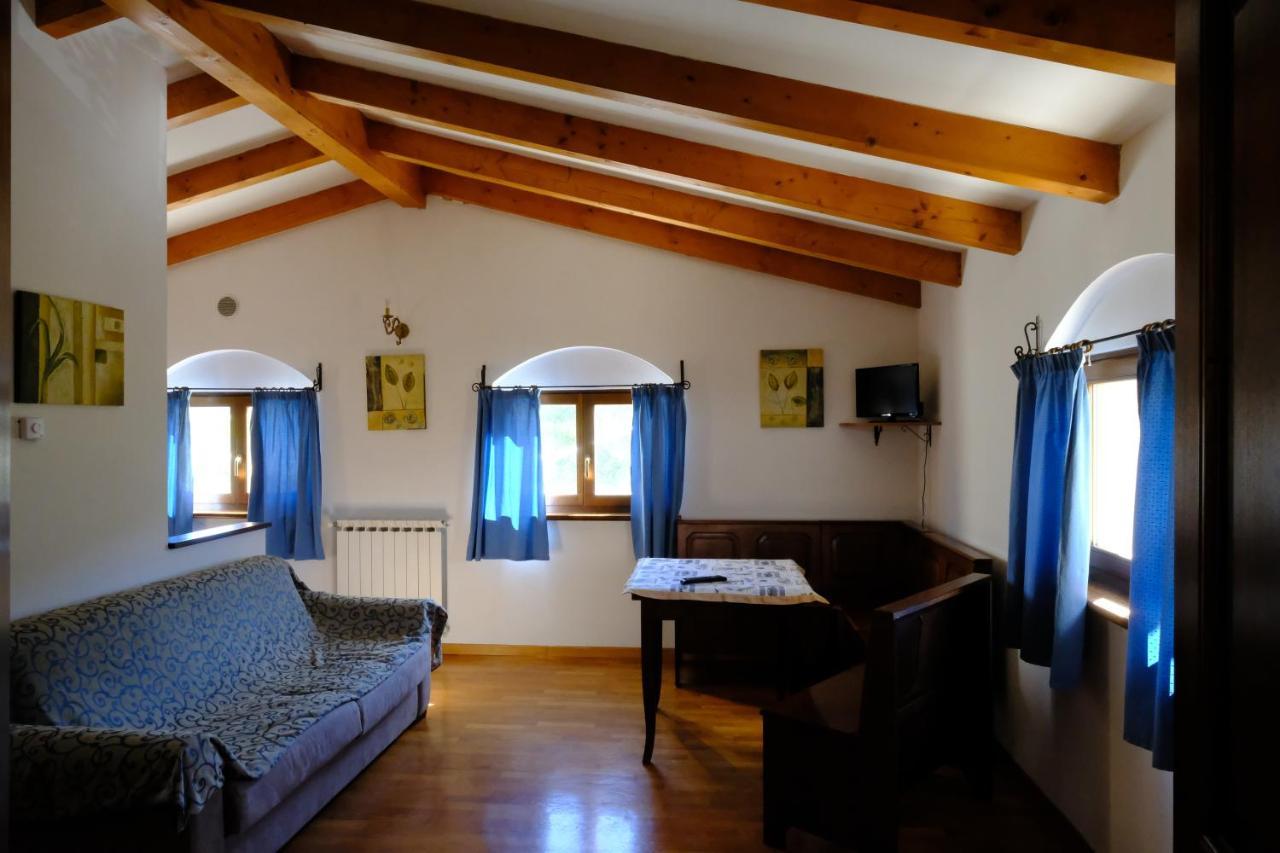 Casa Vacanze Campo D'Arco Nocera Umbra Exterior foto